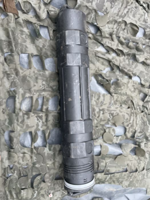 Пластиковий тубус ,контейнер