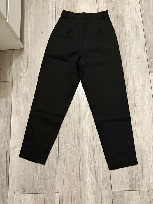 Nowe czarne spodnie proste garniturowe shein S