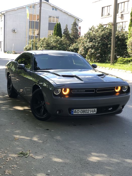 Dodge Challenger