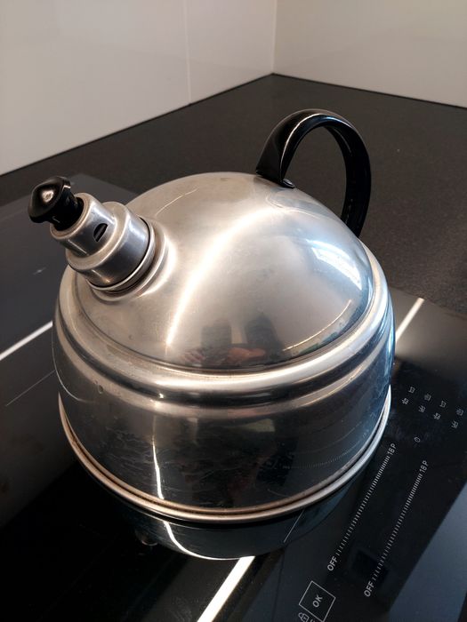 Czajnik z gwizdkiem aluminium gaz