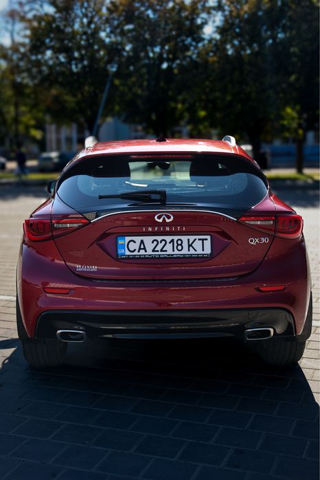 Infiniti QX30 2018 VIN SJKCH5CP8KA007896 фото оголошення 3 з 8