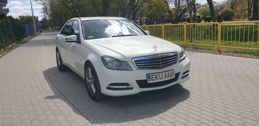 Mercedes-Benz Klasa C Mercedes-Benz Klasa C 220 (BlueTEC) 7G-TRONIC