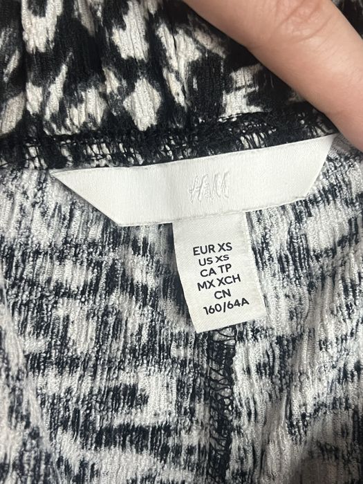 Шорти з тваринним принтом H&M