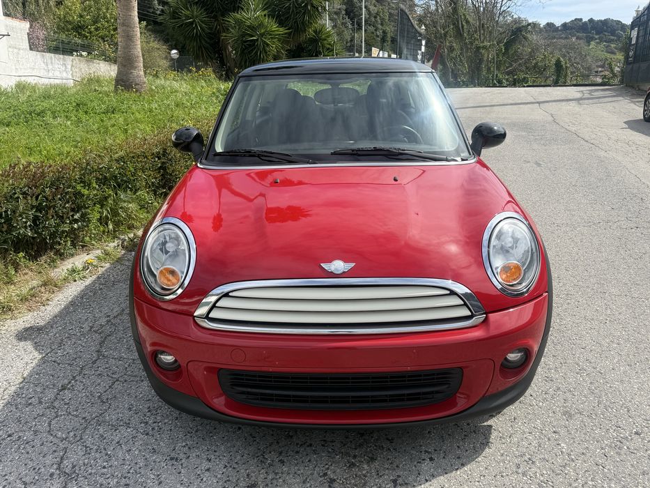 Mini One 1.6 2012 Ferrari red Gasolina