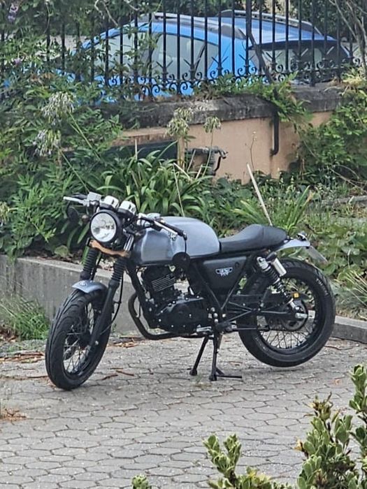 Mash Café Racer 125 Silver Edition