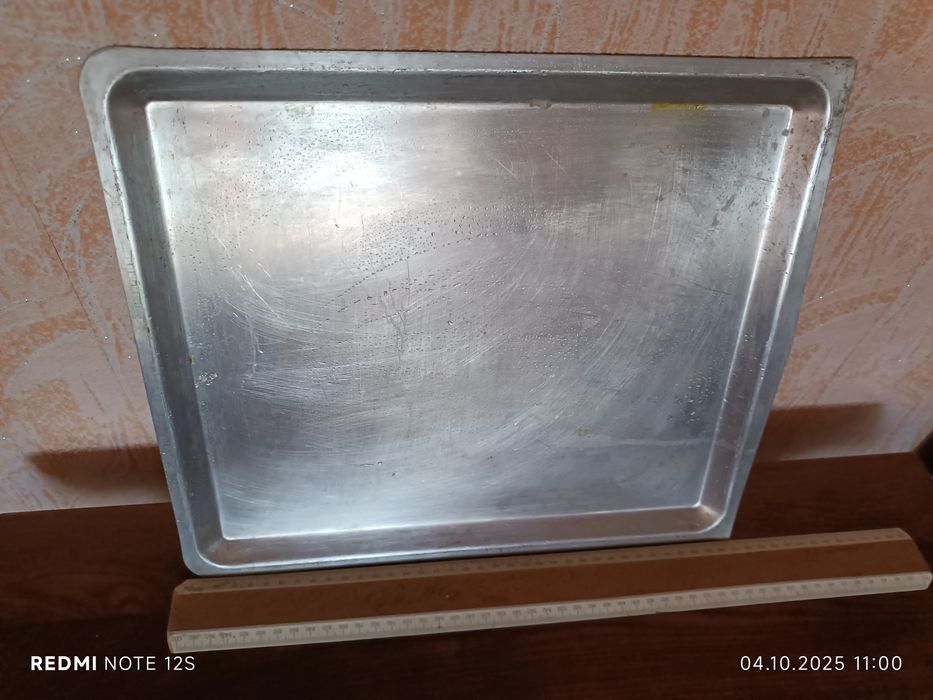 Противени:1)алюминиевый,2)металлический.