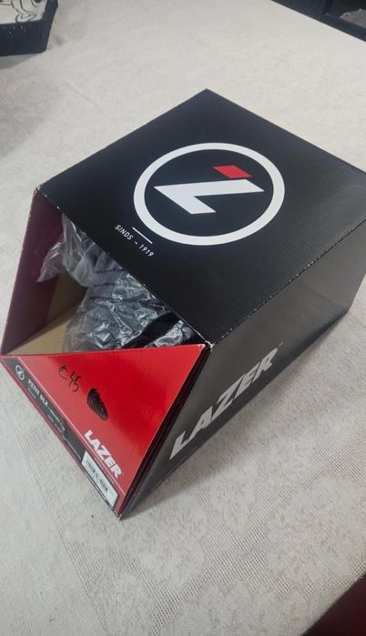 Capacete bicicleta Lazer novo tamanho S   e  tamanho  M