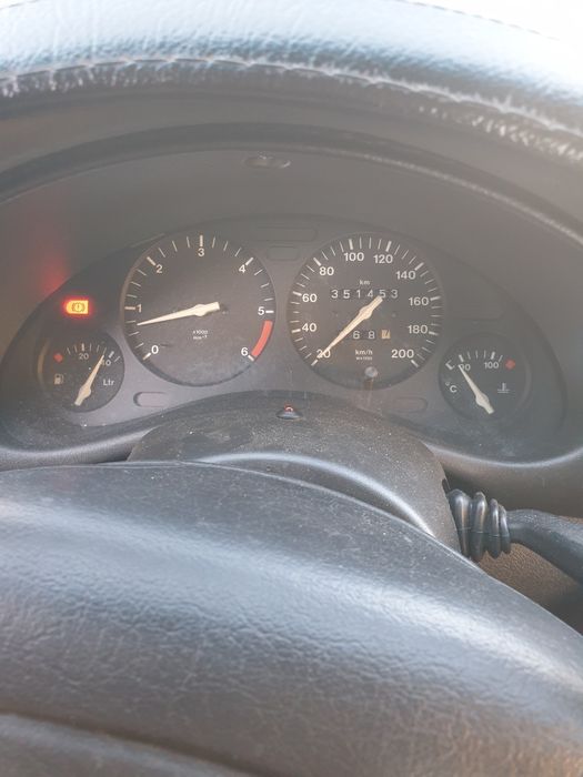 Opel Corsa B 1.5 TD Sport (1996) - Teto de Abrir - Motor Isuzu
