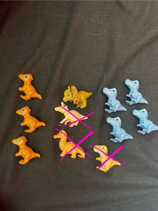 Kinder natoons динозаври продам