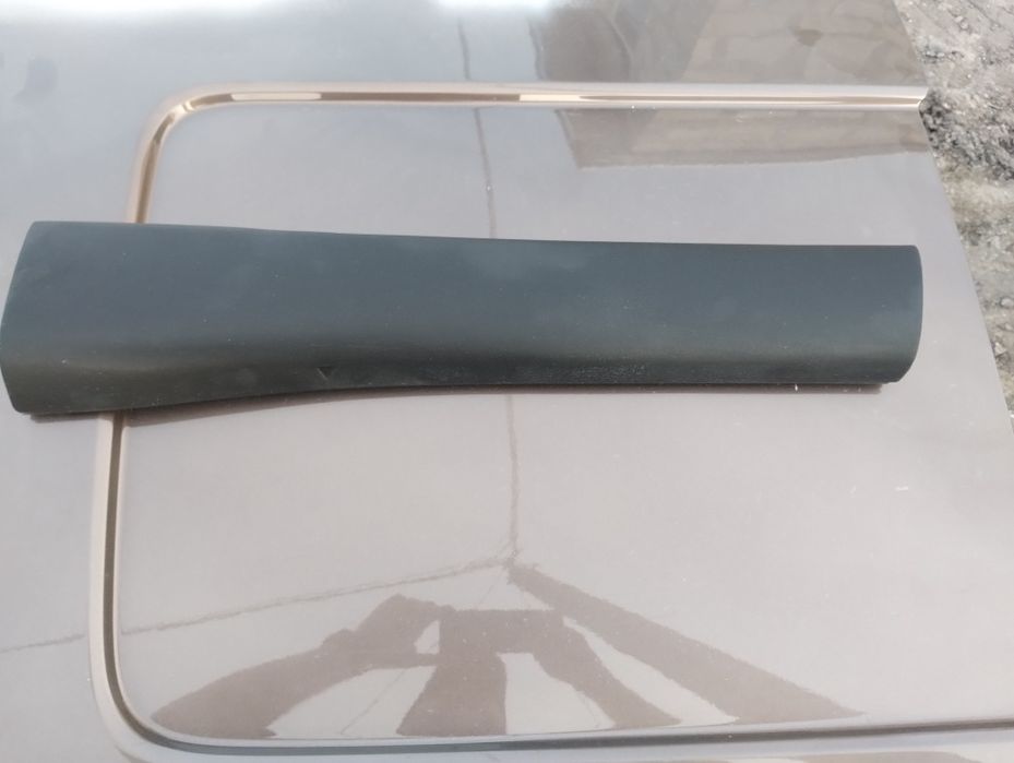 Накладка пласмасова lexus rx 2008-2015 рік