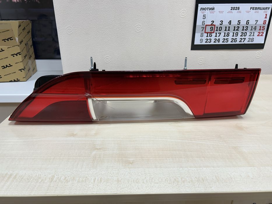 Фонарь задний правый Boxer Peugeot