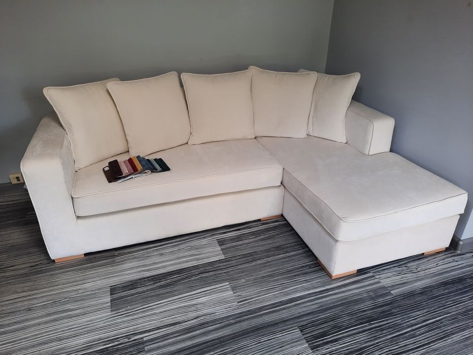 Narożnik tapicerowany 235 x 155. Angielskie  komponenty