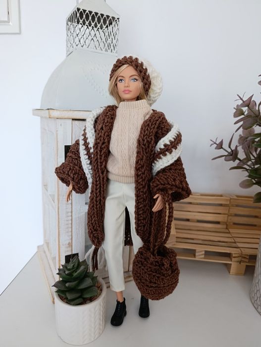Komplet ubranek dla lalki Barbie
