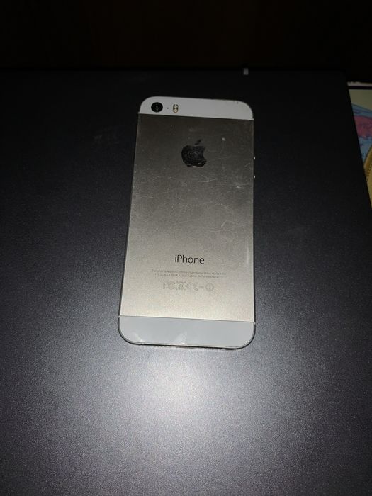 Iphone на запчастини