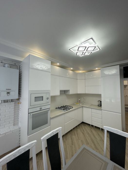 Продаж 2 кім новобудови