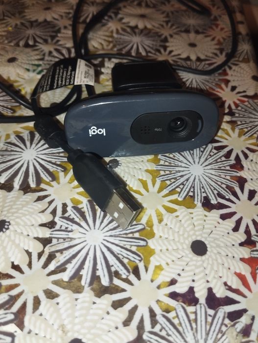 Веб камера Logitech HD

Webcam C270