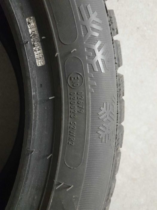 Opony zimowe  Kormoran 225/50R17