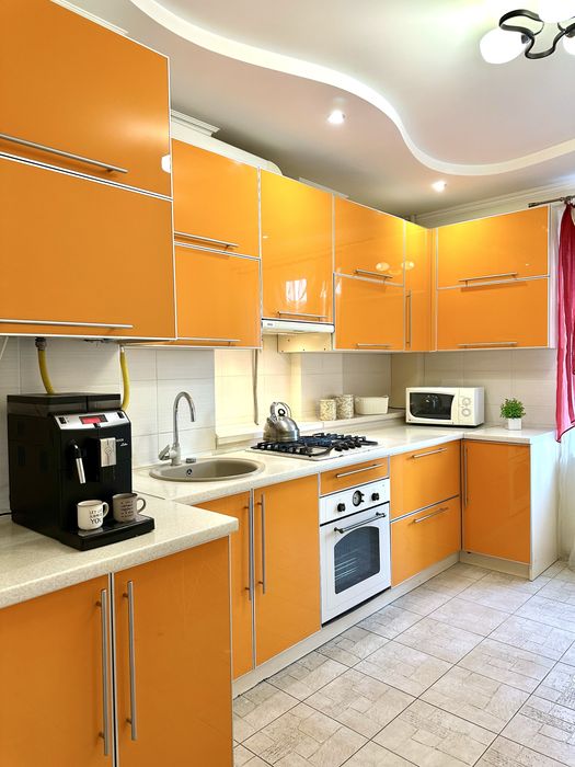 NAVIT 2-х кімн.люкс апартаменти з кавомашиною в центрі міста.Лебединка