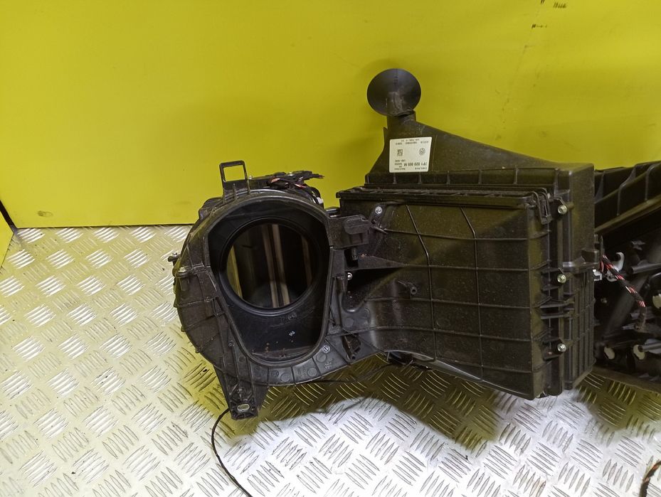 Пічка Volkswagen Touareg NF Опалювач в зборі Туарег Разборка Розборка