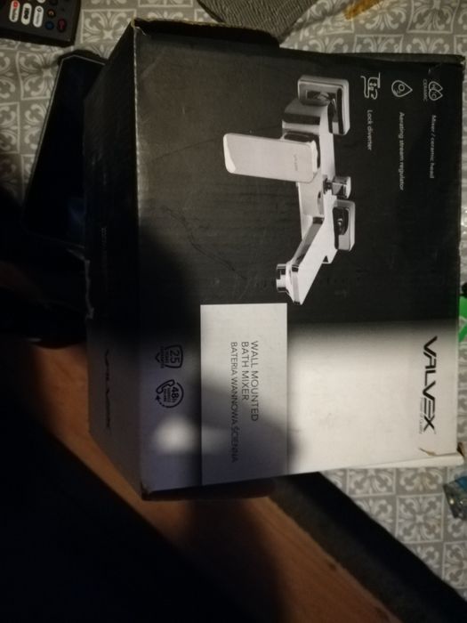 Bateria wannowa ścienna VALVEX