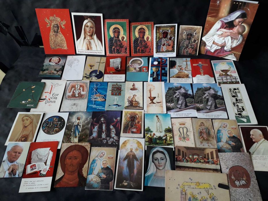 Zestaw starych obrazków dewocjonalia.