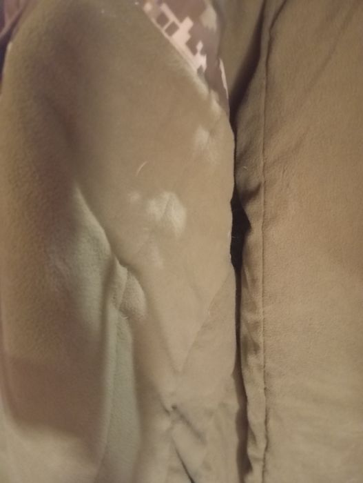 Продам комплект берцы, зимняя куртка, штаны, шапка