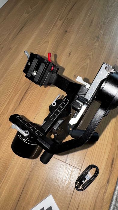 DJI RS3 mini gimbal