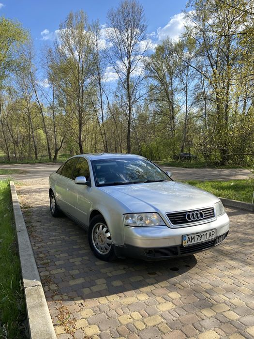 Audi A6 C5 2.4, автомат, 2000 г.