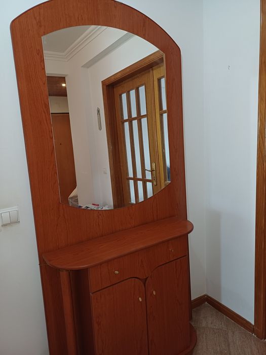 Móvel de entrada/Crendência