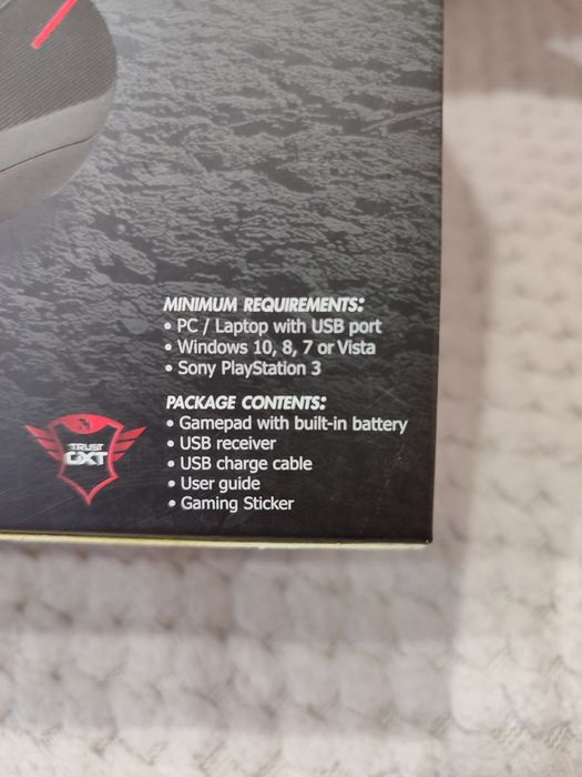 Геймпад Trust "Wireless GamePad GXT 545" в повному комплекті.