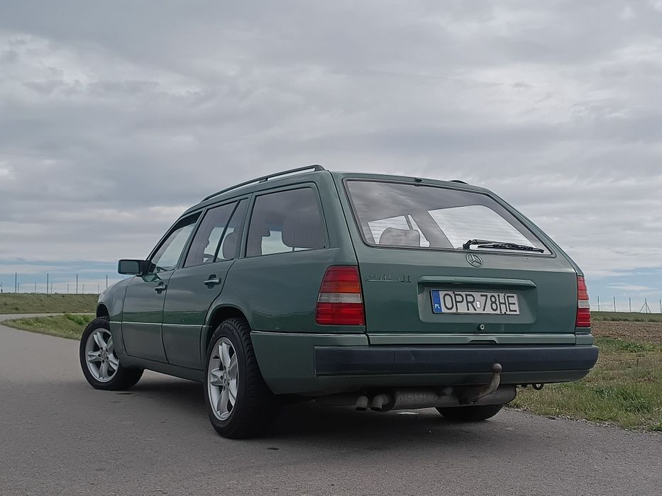 Mercedes-Benz W124 250TD