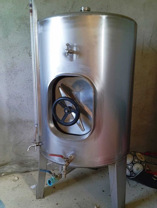 INOX | Cuba 250L | Bom Estado | Usada em Produção Artesanal de Vinho