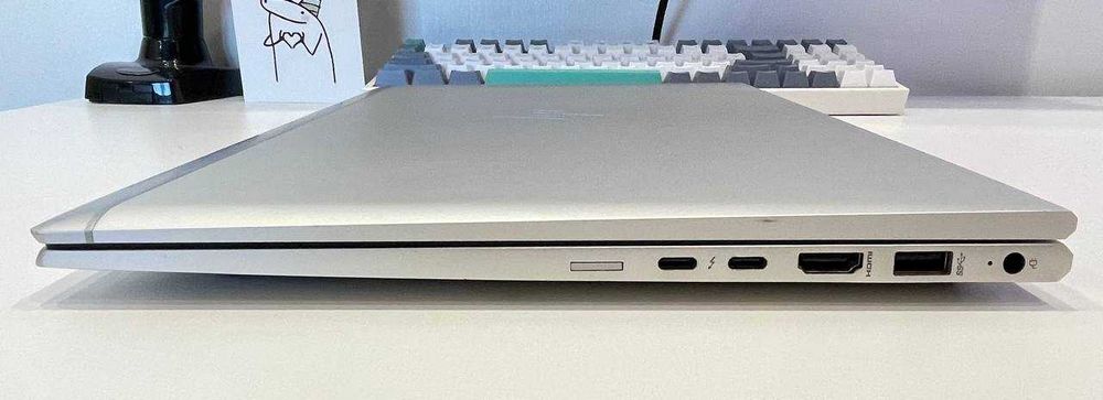 HP EliteBook 850 G5 15.6" i7-1165G7 256GB SSD 16GB DDR4 intel iris xe graphics