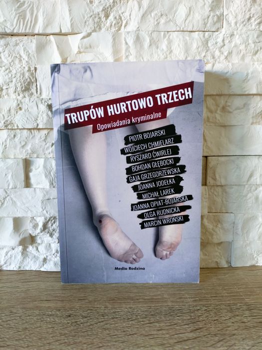Trupów hurtowo trzech opowiadania kryminalne