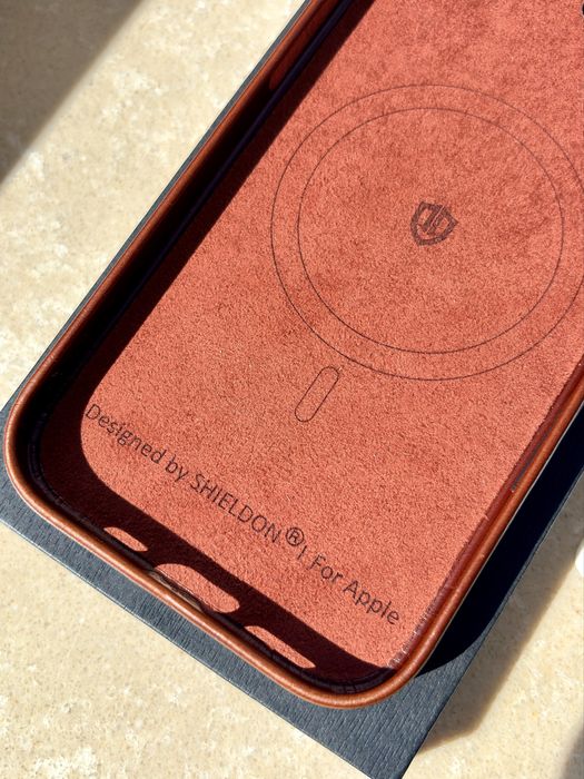 Etui leather case Apple iPhone 17 , skóra naturalna Shieldon