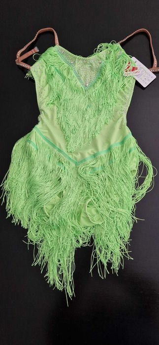 Vestido de dança infantil – 140 cm
