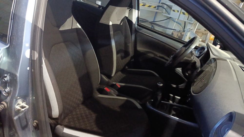 Conjunto de bancos TOYOTA Aygo X