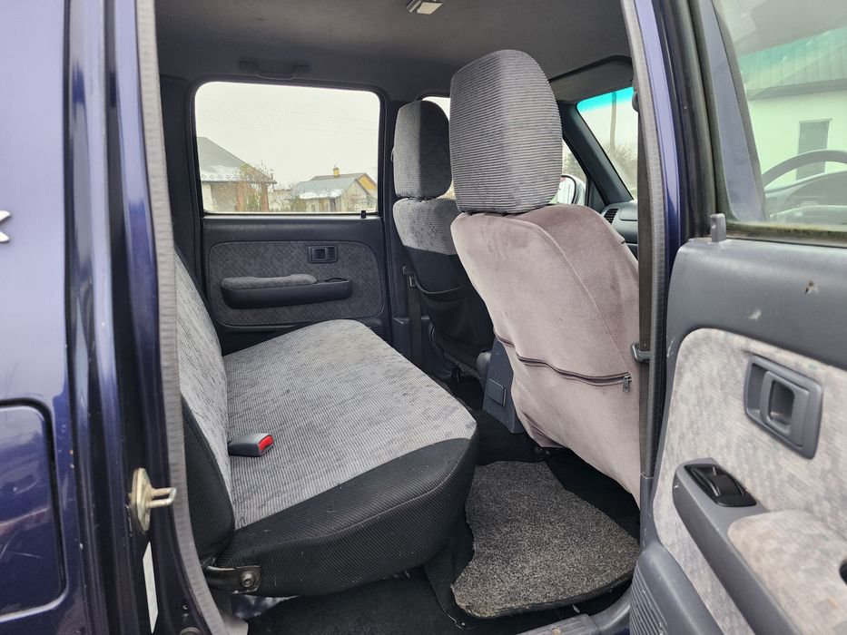 Toyota hilux 2.5 Diesel 2005 рік