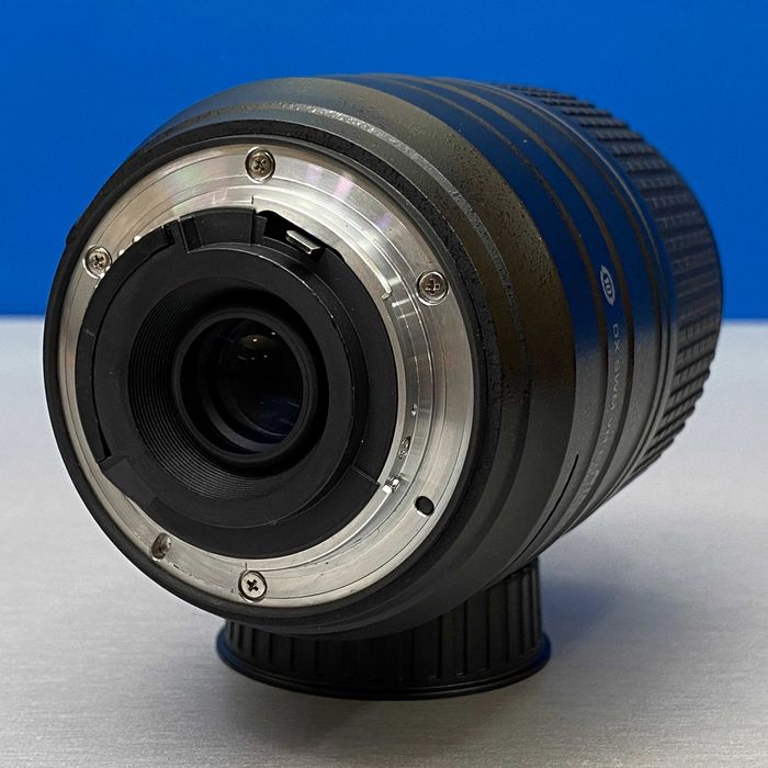 Nikon AF-S 55-300mm f/4.5-5.6G ED DX VR