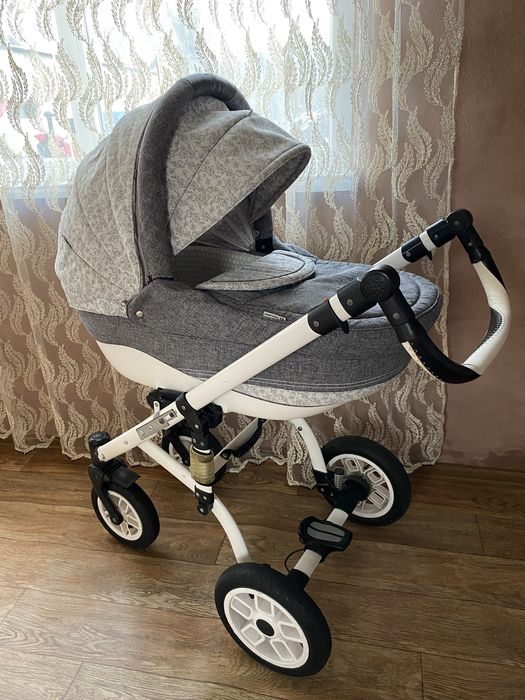 Коляска 2 в 1 як дівчинки так і для хловчика