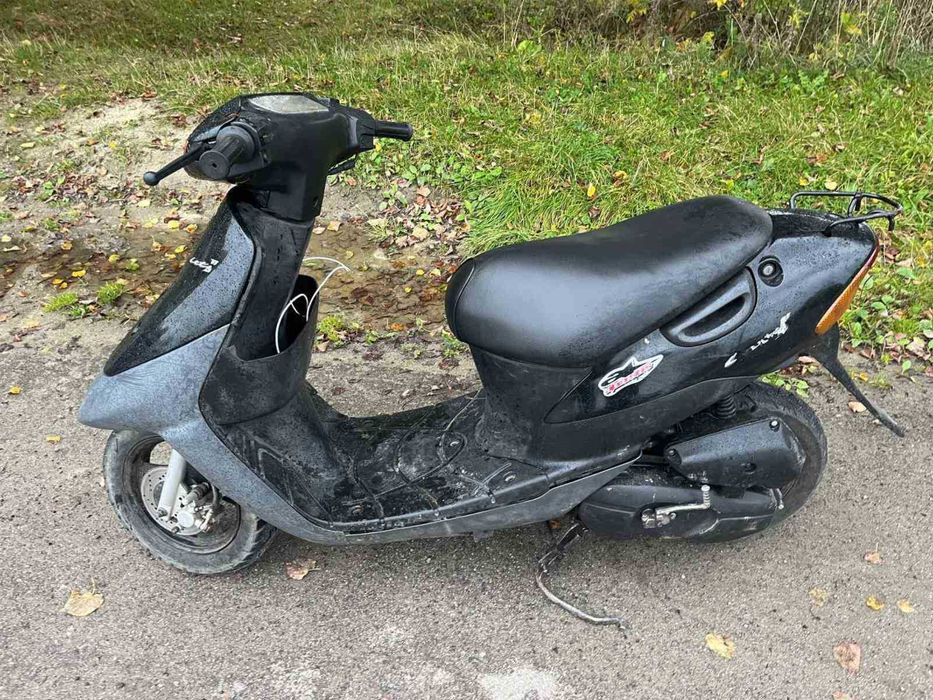 Скутер Suzuki LETS 2