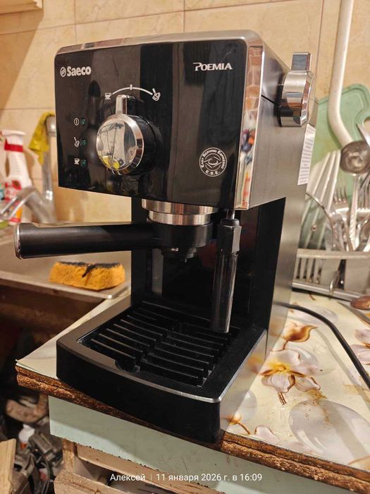 Кофемашина Saeco Poemia