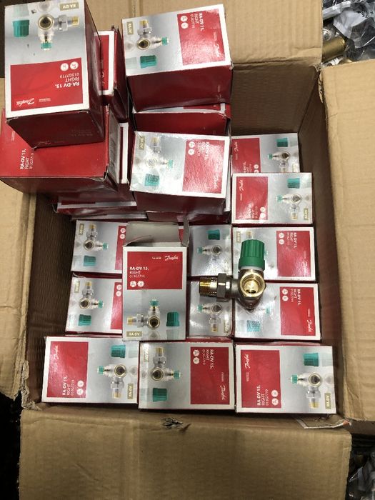 Продам термостатичні крани Danfoss