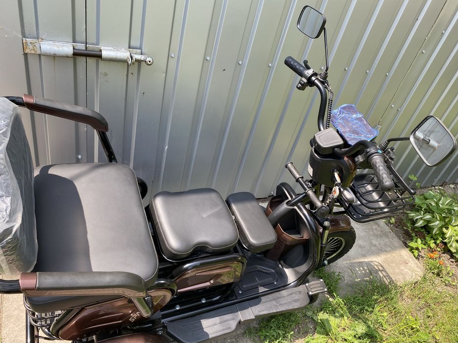 Новий електроскутер SPACE TITAN