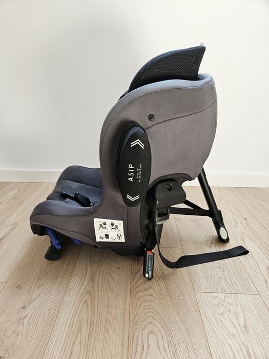Fotelik Axkid Minikid 2 + pasy kotwiczące – bezwypadkowy