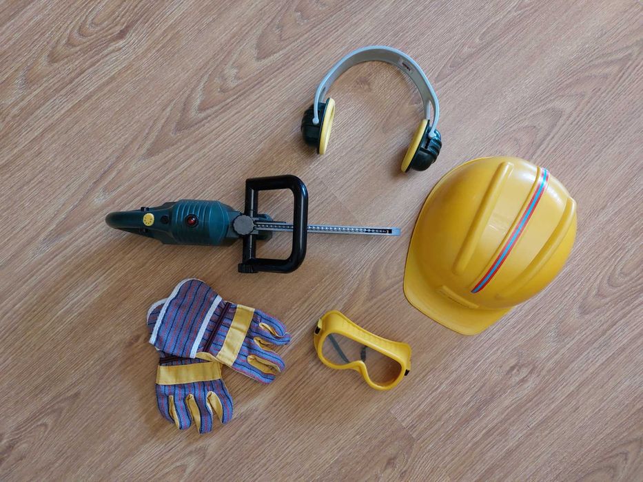 Дитяча ланцюгова пила з обладнанням Bosch TM Klein