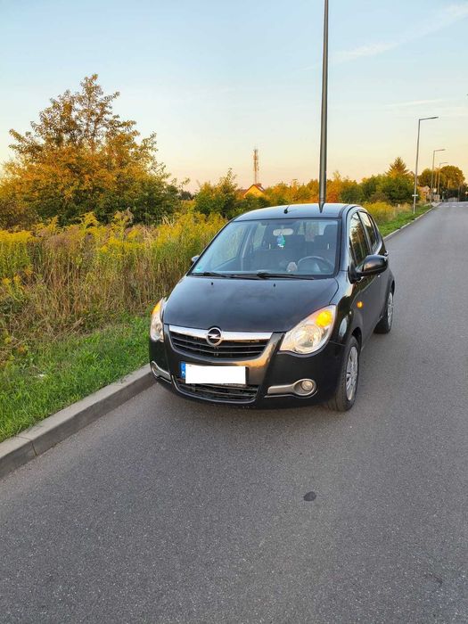 Opel Agila