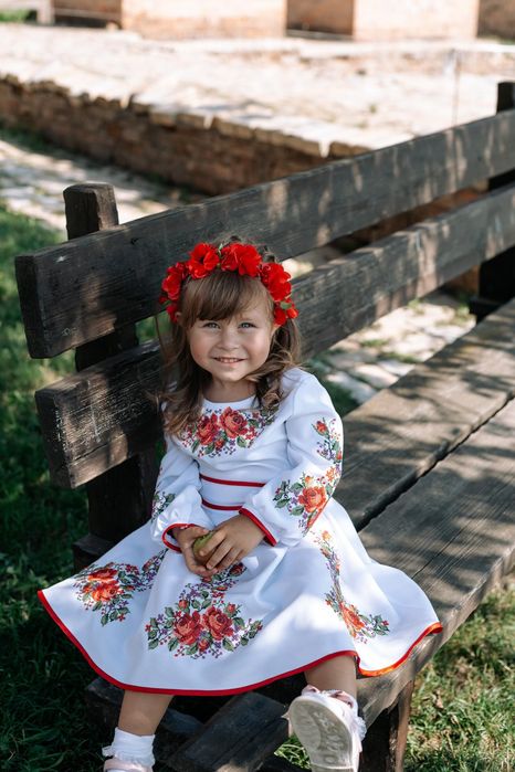 Вишита сукня , 3-5 рочків дівчинка