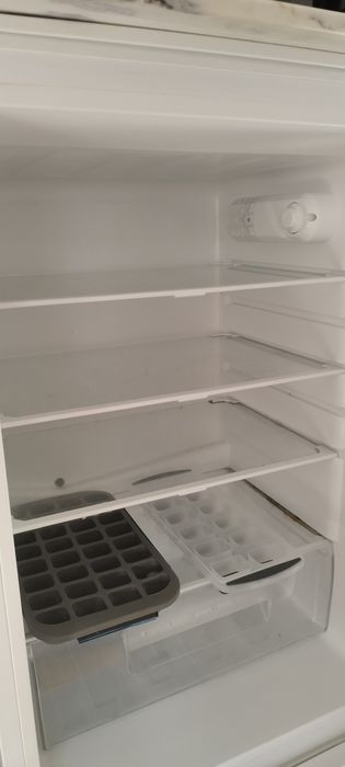 Frigorífico usado Kunft KC3120 WH (excelente estado)