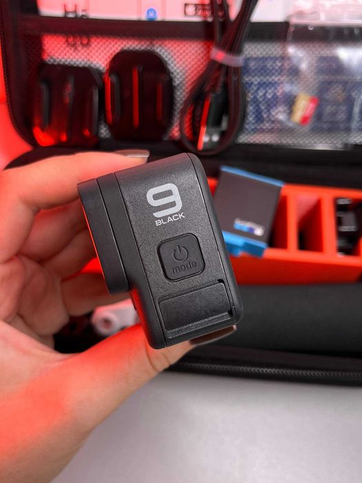 Екшн-камера GoPro Hero 9 з двома акумуляторами